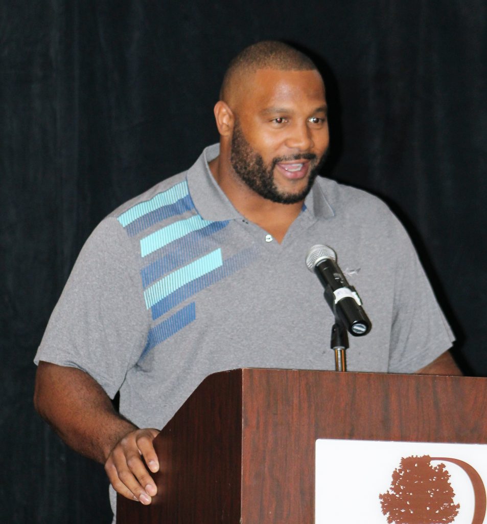 Lance Briggs at the Coaches for Charity luncheon (Andy Morales/AllSportsTucson.com)