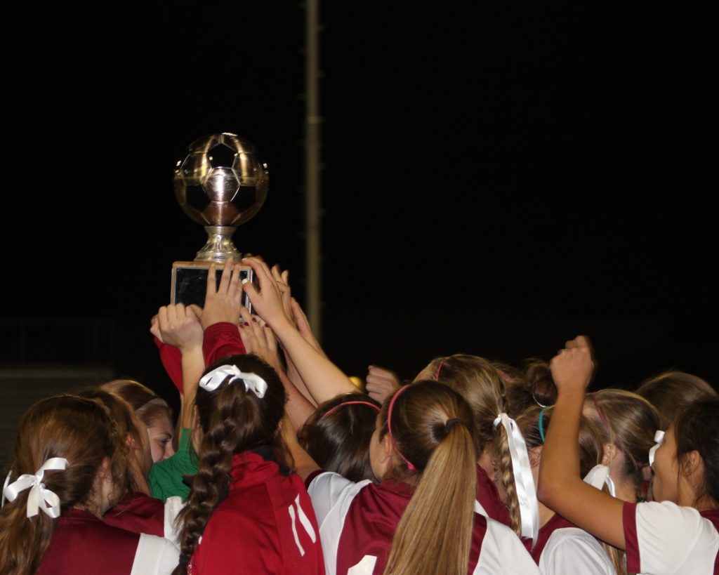 The Salpointe girls won the trophy last year (Andy Morales/AllSportsTucson.com)