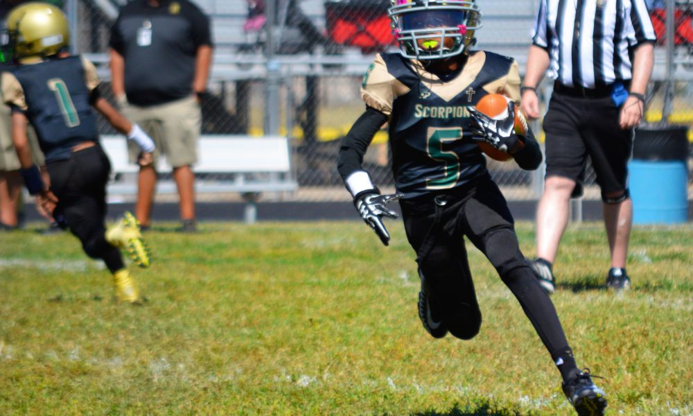 YOUTH FOOTBALL The 10U Tucson Scorpions beat the Marana Broncos 198
