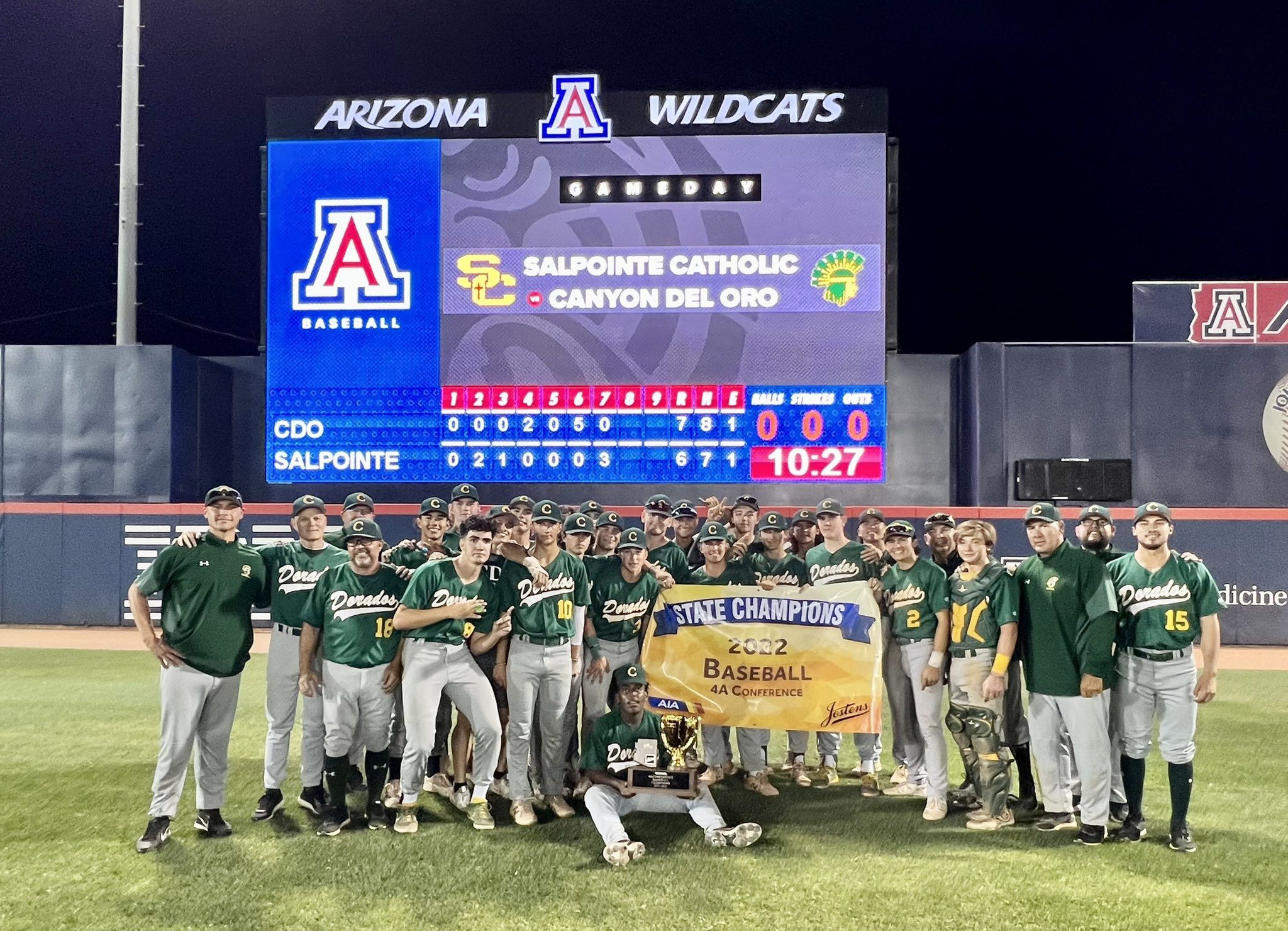 Arizona Wildcats' pitching difference again in Game 1 win over