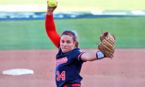 Former Arizona softball stars Dejah Mulipola and Alyssa Denham bring home  gold with Team USA - Arizona Desert Swarm