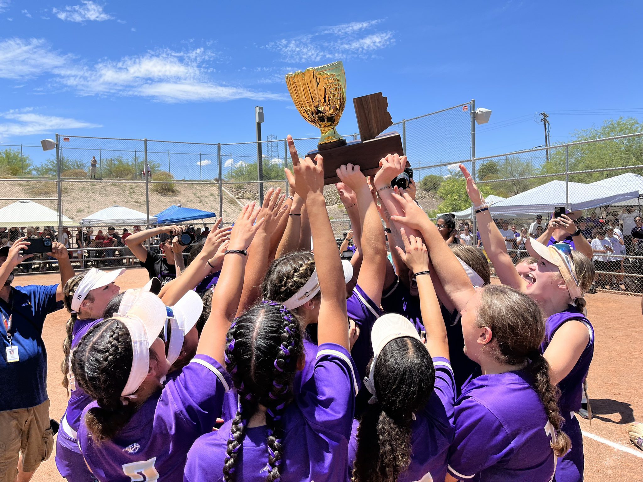 Sabino earns fourth straight 3A state championship with win over