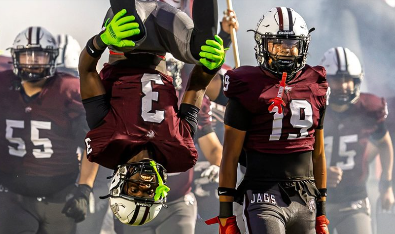 Desert View routs Sahuaro to win 13th straight regular season game